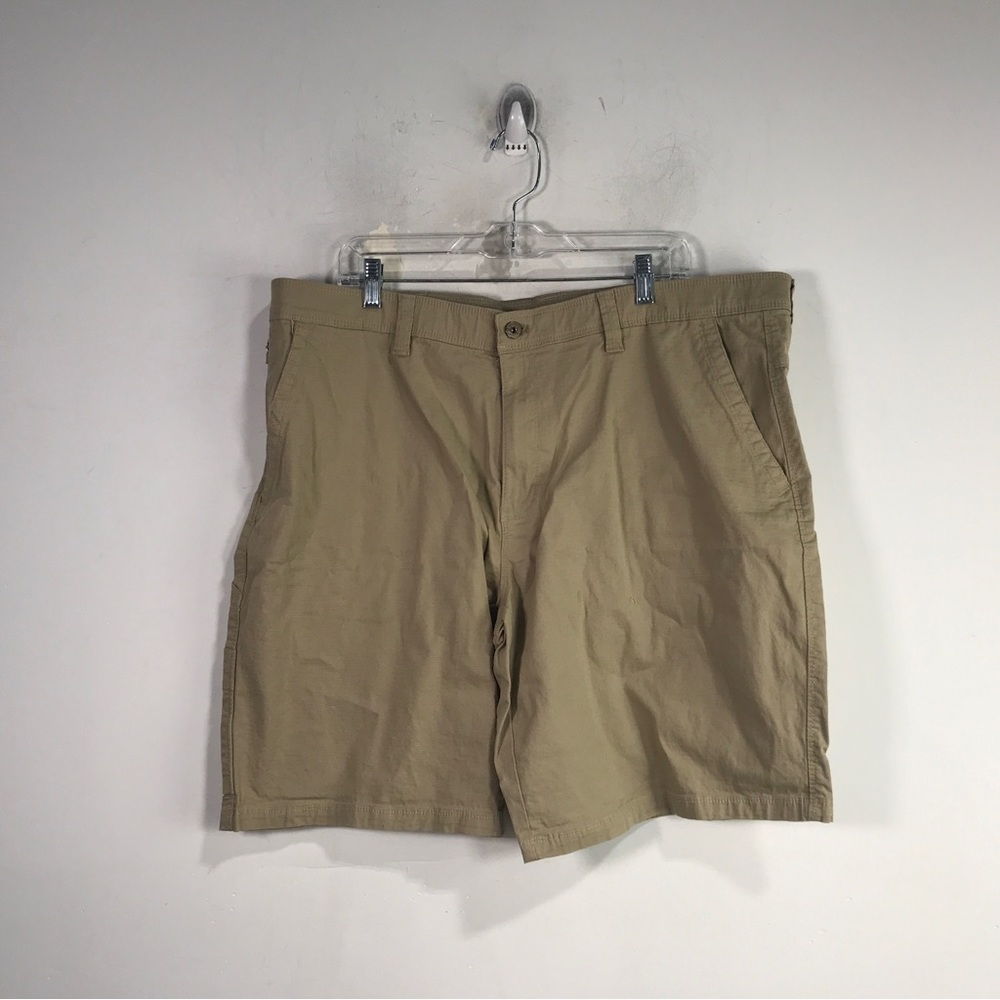 Weatherproof Flex Waistband Utility Trail Short, Men's Size 42 - Beige